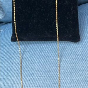 Elegant Gold Chain Necklace